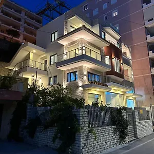 vila-idrizi.albaniahotels.org/